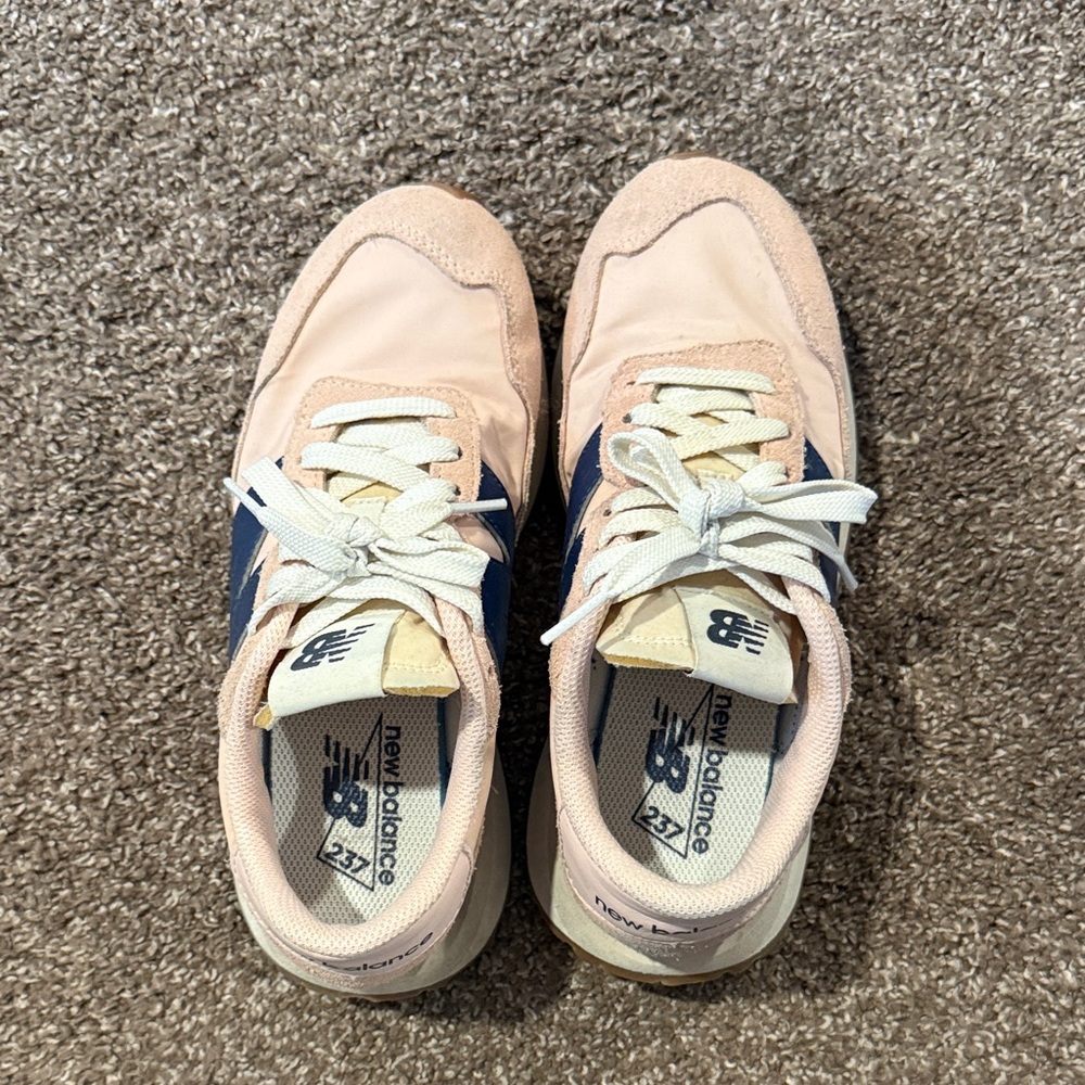 New Balance Women's Sneakers in Pink and Navy